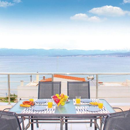Amazing Home In Chalkida With Wifi Eksteriør bilde