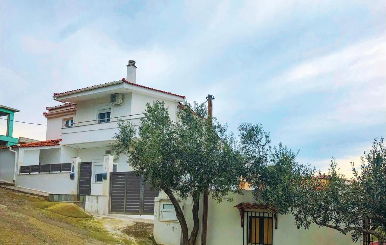 Amazing Home In Chalkida With Wifi Eksteriør bilde